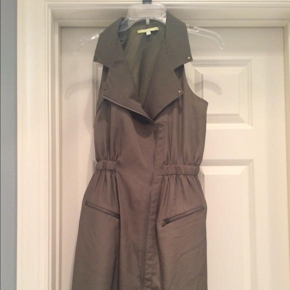 Gianni Bini hunter green dress, size 4