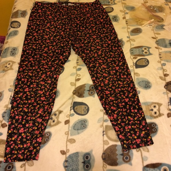 Floral printed leggings