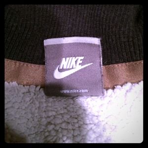 Nike dark grey, super soft and comfy vest!