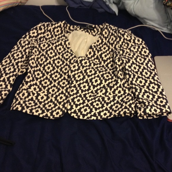 Black patterned jacket - Picture 2 of 3