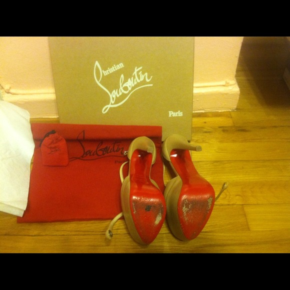 🎉2X H.P.🎉Authentic Christian Louboutin - Picture 3 of 4