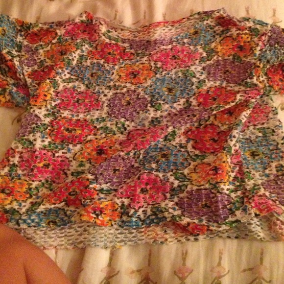 Crop top