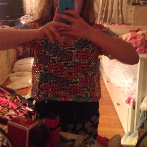 Crop top - Picture 3 of 4