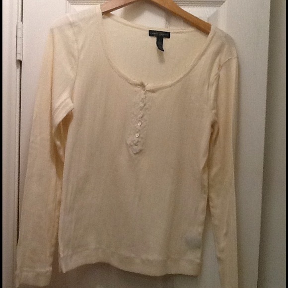 Soft cotton long sleeve top.