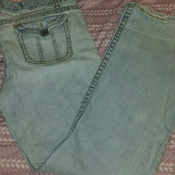 Light wash aeropostale jeans