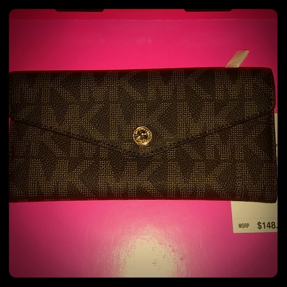 💕MK Wallet💕 💖Reduced Price💖