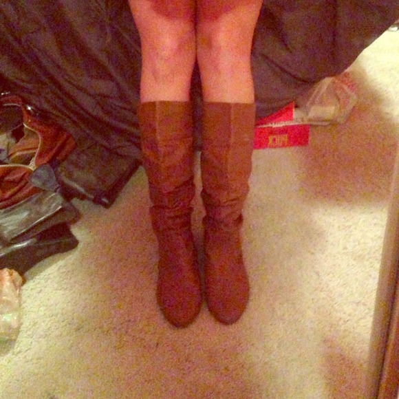 Brown cognac boots