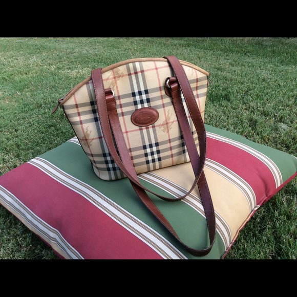 Vintage authentic Burberry!!!