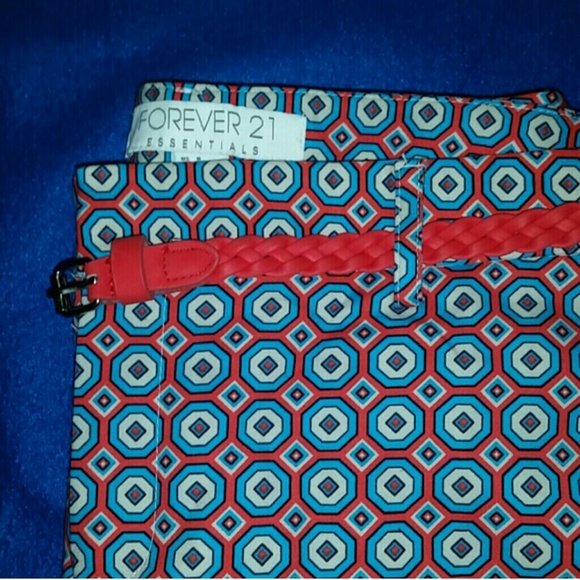 NWT Patterned Red/Turquoise Pattern Ankle Pants