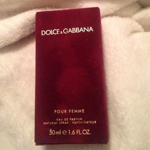 Dolce & Gabbana pour femme fragrance