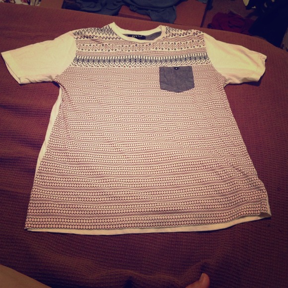 21 Men : Forever 21 t-shirt tribal/Aztec print