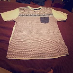 21 Men : Forever 21 t-shirt tribal/Aztec print