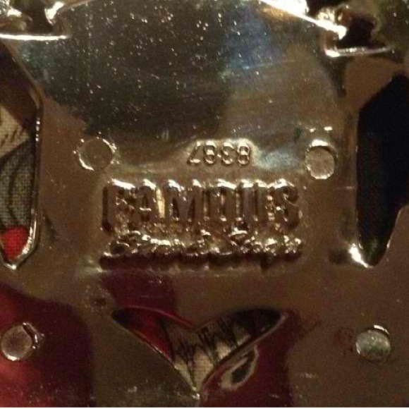 'Cadillac' Symbol - Picture 2 of 2