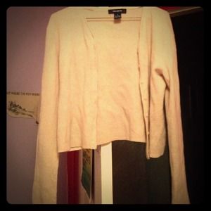 Off-white sweater/cardigan