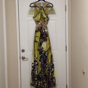 ‼️🎉EVENING GOWN🎉‼️