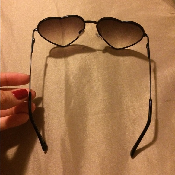 SOLD ㊗️ - Picture 2 of 4