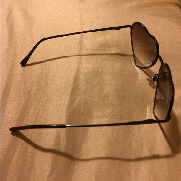 SOLD ㊗️ - Picture 3 of 4