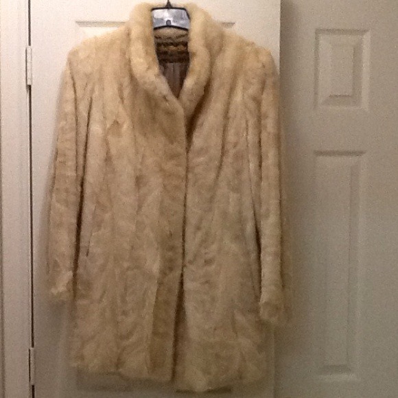 "Folks Finer Furs" vintage azurene mink coat. - Picture 1 of 3