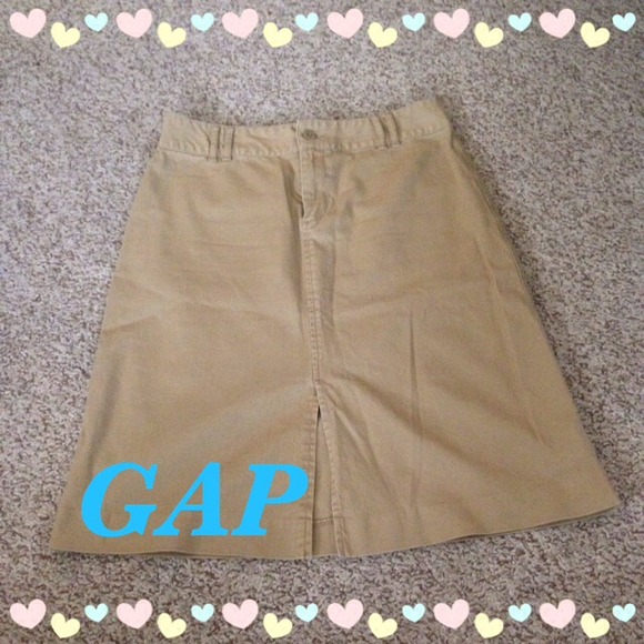 GAP Dresses & Skirts - GAP Khaki Skirt GAP Dresses & Skirts - GAP Khaki Skirt