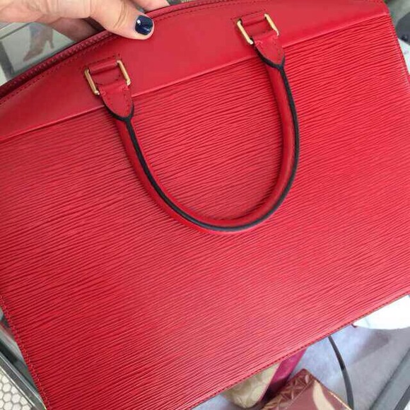 lv red bag