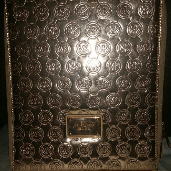 Metallic MK monogram iPad case - Picture 2 of 4
