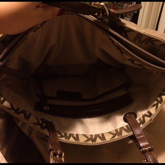 Sold ⚫️ - Picture 2 of 4