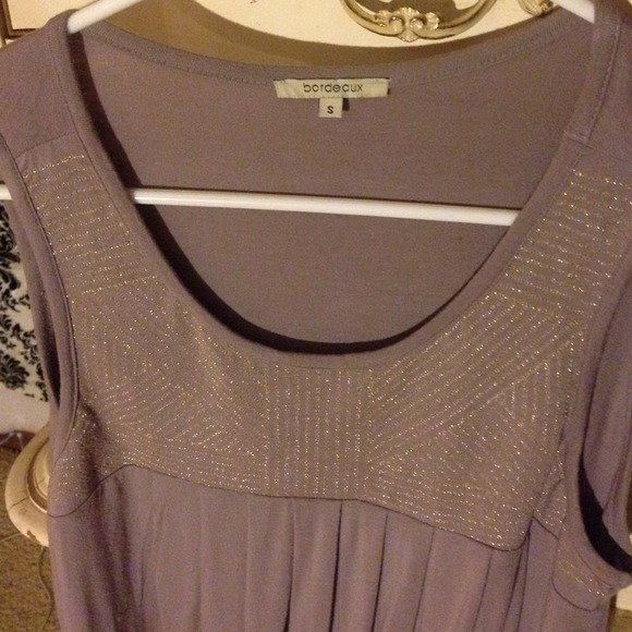 Top - Picture 2 of 2