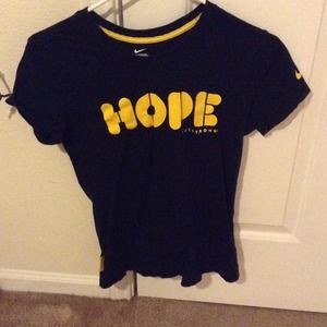 Nike livestrong shirt