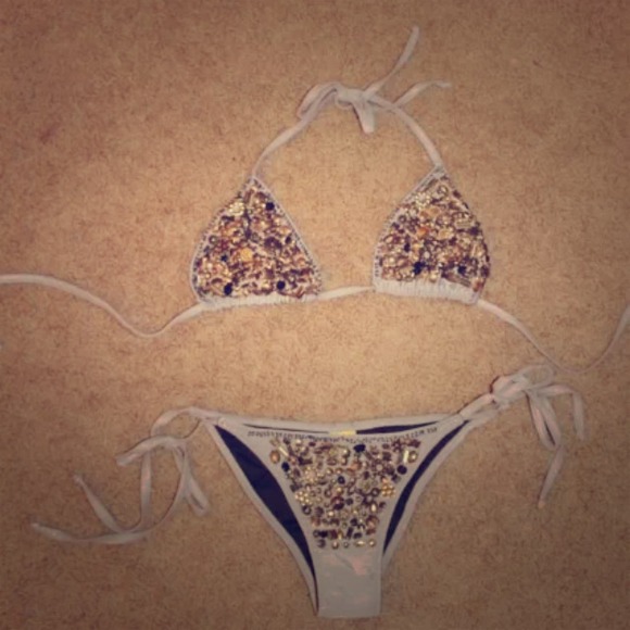 Brand new Agua Bendita bikini (size small)