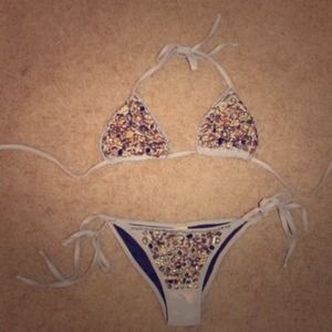 Brand new Agua Bendita bikini (size small)