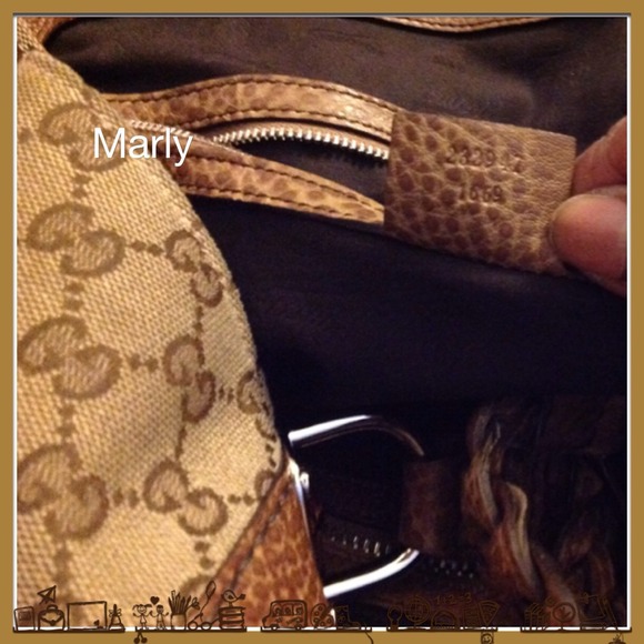 HOLD. 💯Authentic Gucci Tote - Picture 4 of 4