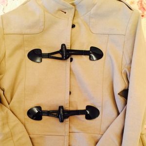 Burberry girls jacket 🔴no trade 🔴no PayPal