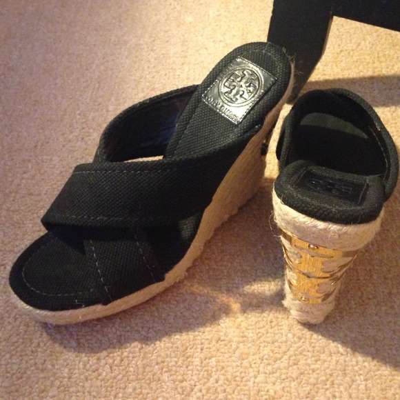 Tory Burch wedge criss cross black sandal