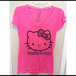 Hello Kitty tee