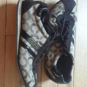 Size 7 1/2 coach sneakers
