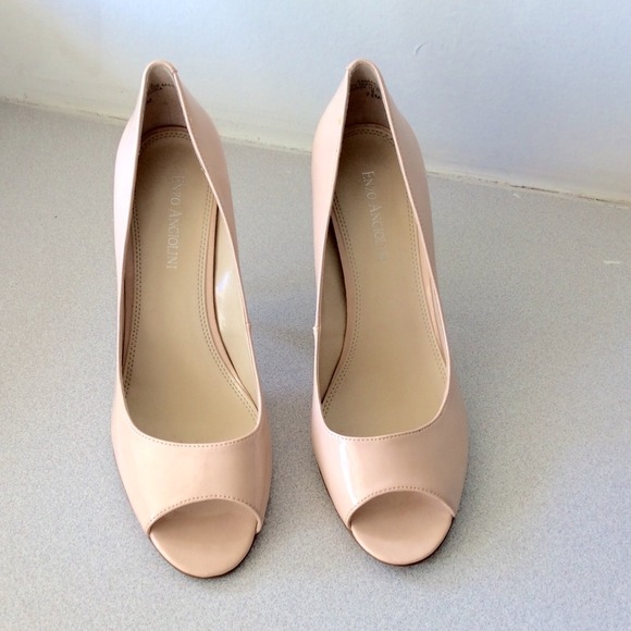 **Final drop** nude open toe heels Enzo Angionili