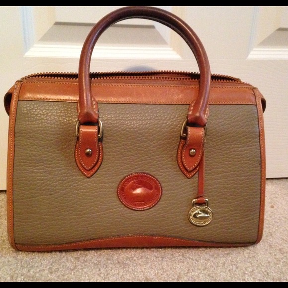 Vintage Dooney & Bourke Tote.