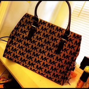 Micheal Kors Tote Bag