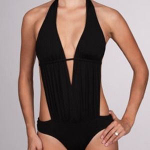 Super Sexy Kenneth Cole Monokini Swimsuit XL