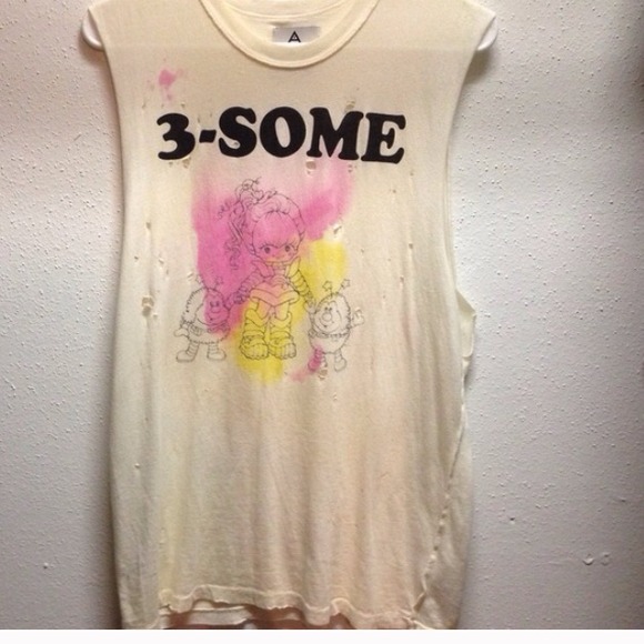 UNIF 3-some tank