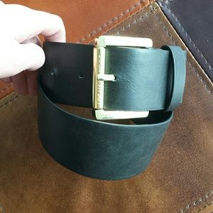 Belt Michael Kors. NOT leather!!!