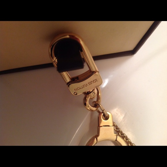 🚫SOLD 💯Authentic Louis Vuitton Charm🚫 - Picture 3 of 4