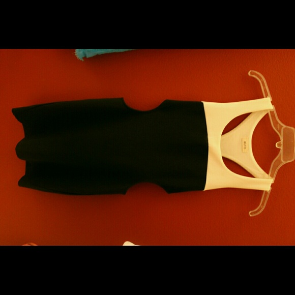 Dark blue dress - Picture 3 of 3