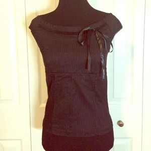 Black with silver pinstripe top