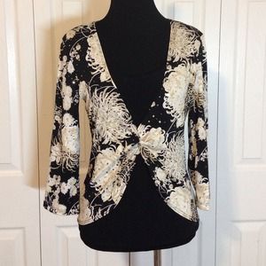 Fancy 3/4 sleeve top