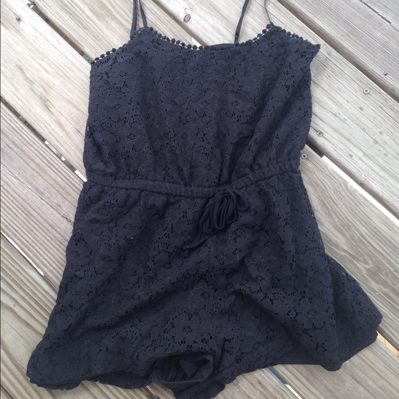 finn&clover Black Lace Spaghetti Strap Romper