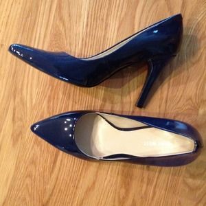 Blue patent leather shoes