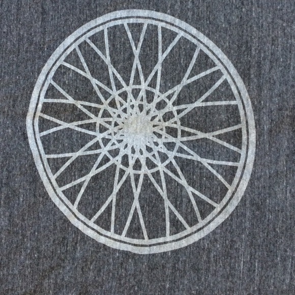 NEW w/o tag Soulcycle oversized crop throw in tee
