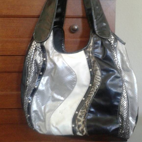 Big gorgeous leather purse! - Picture 1 of 1