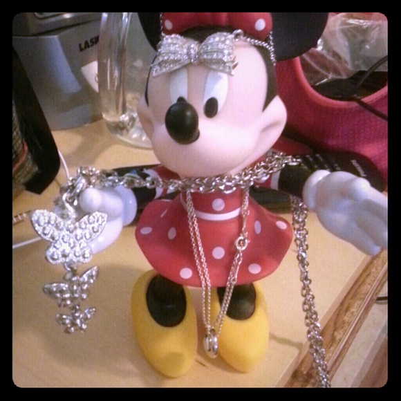 3 necklaces!!